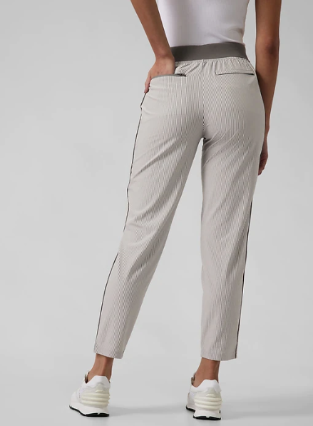 Brooklyn Textured Ankle Pant