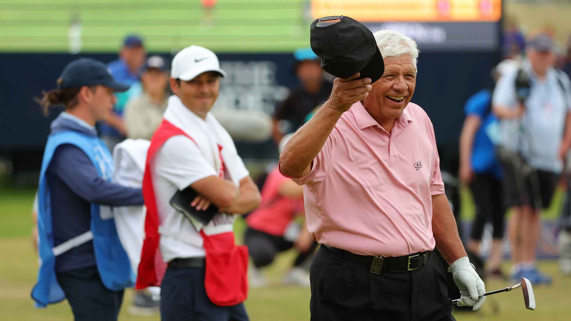 ‘I’m starting to take 4 extra pair of underwear when I play’: Lee Trevino talks yips 