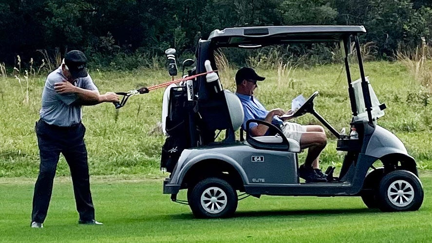 Lee Trevino stretching