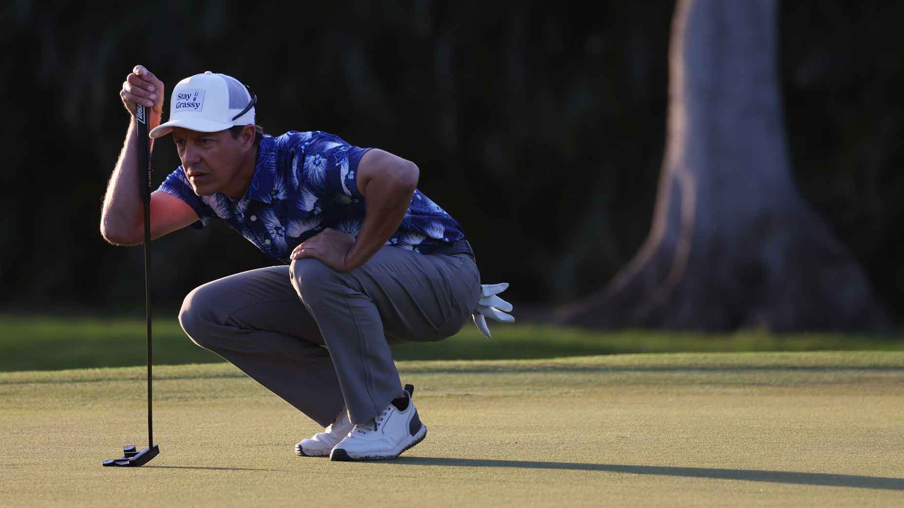 ‘95 percent of modern players’ do this while putting, according to an expert 