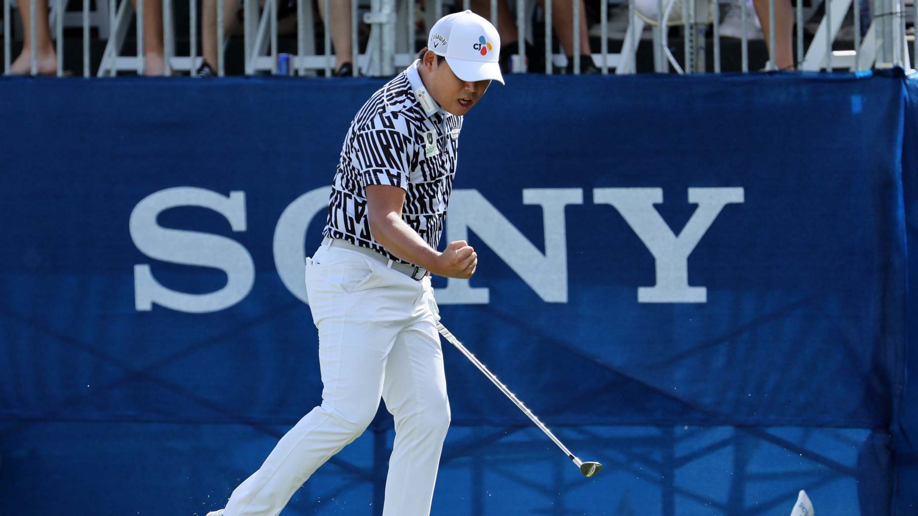 Si Woo Kim chases down Hayden Buckley to win Sony Open