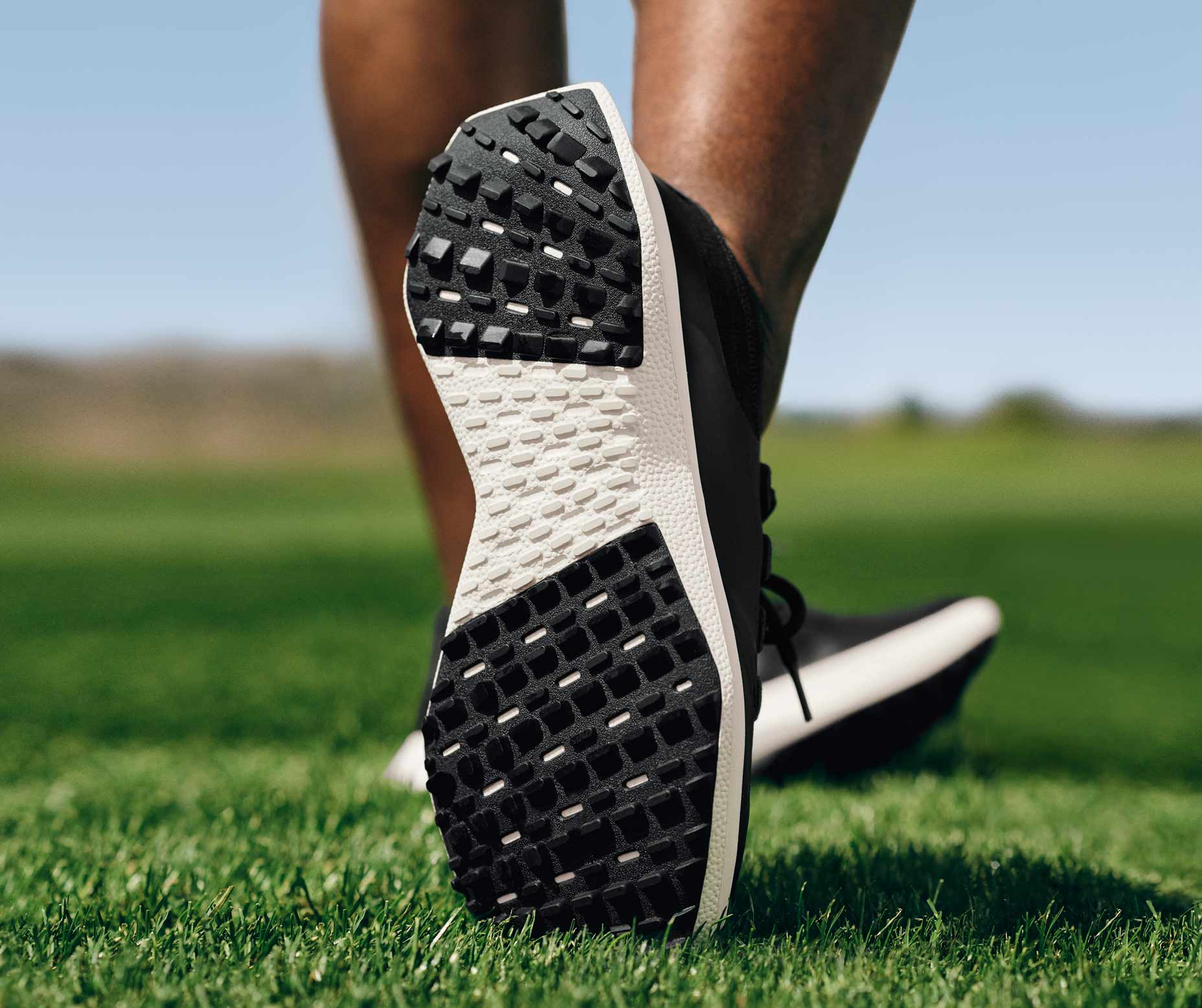 The lug pattern on the Allbirds Golf Dasher.