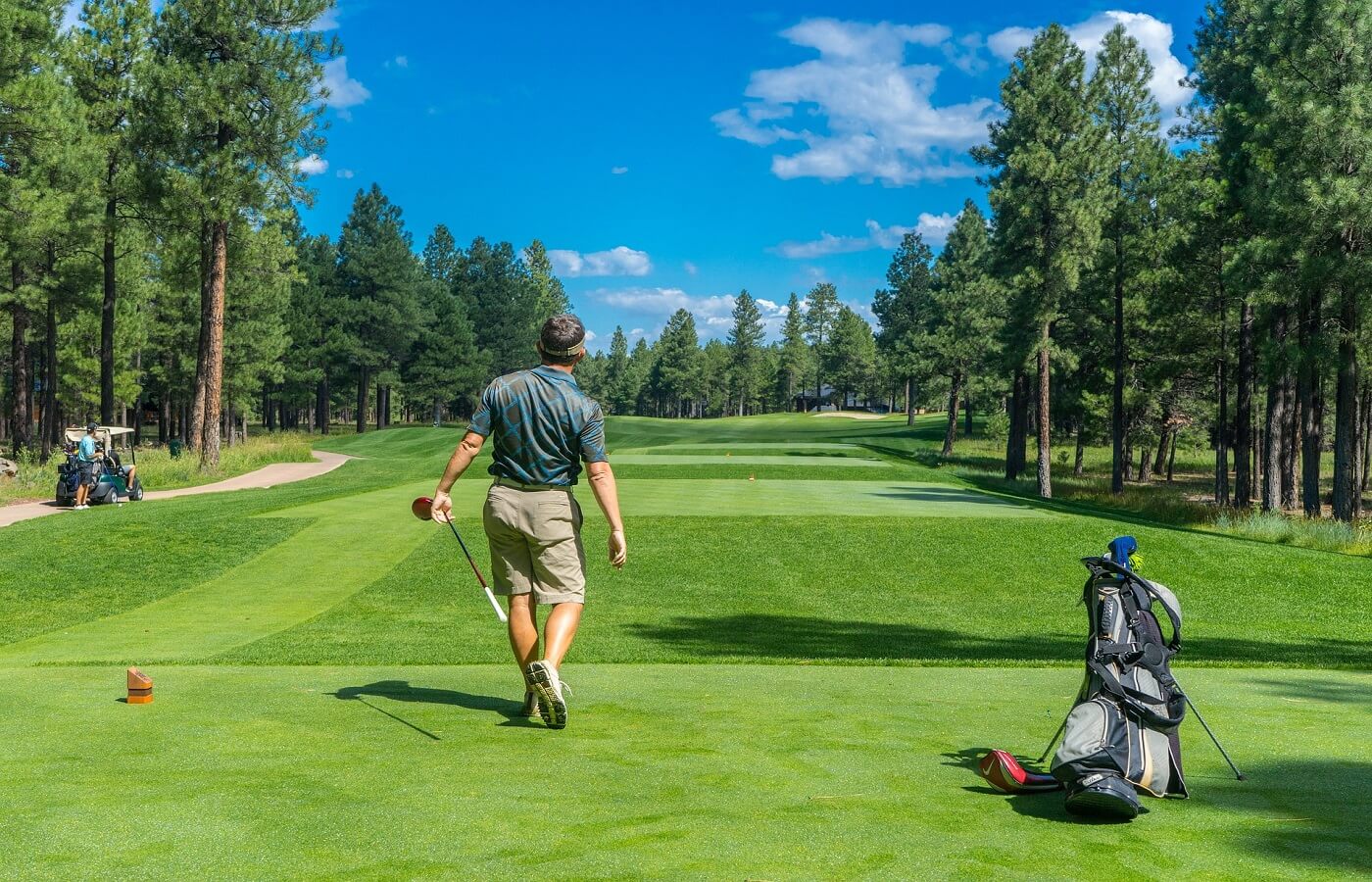 Man playing golf