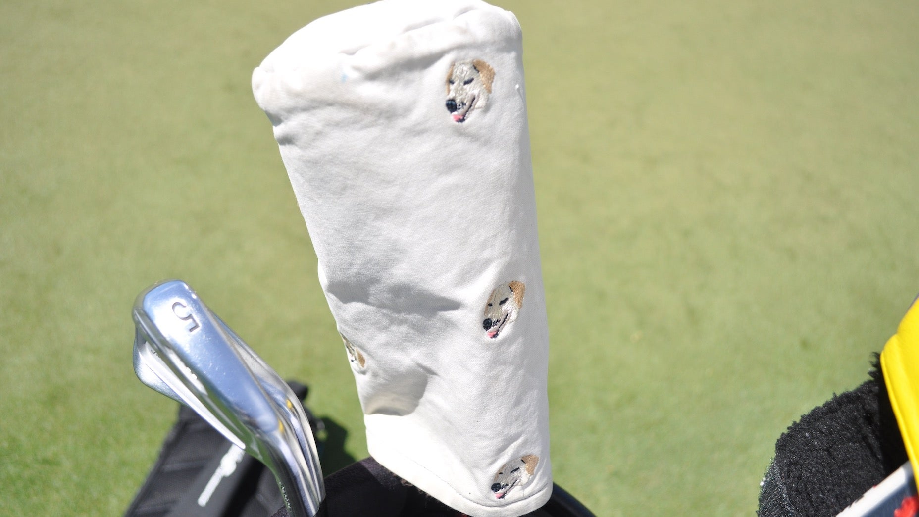 max homa equipment cover
