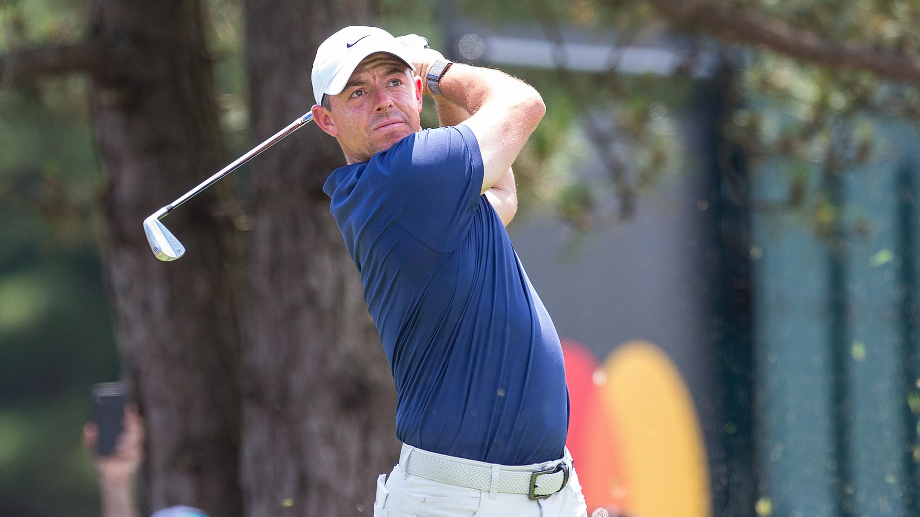 rory mcilroy swings iron travelers