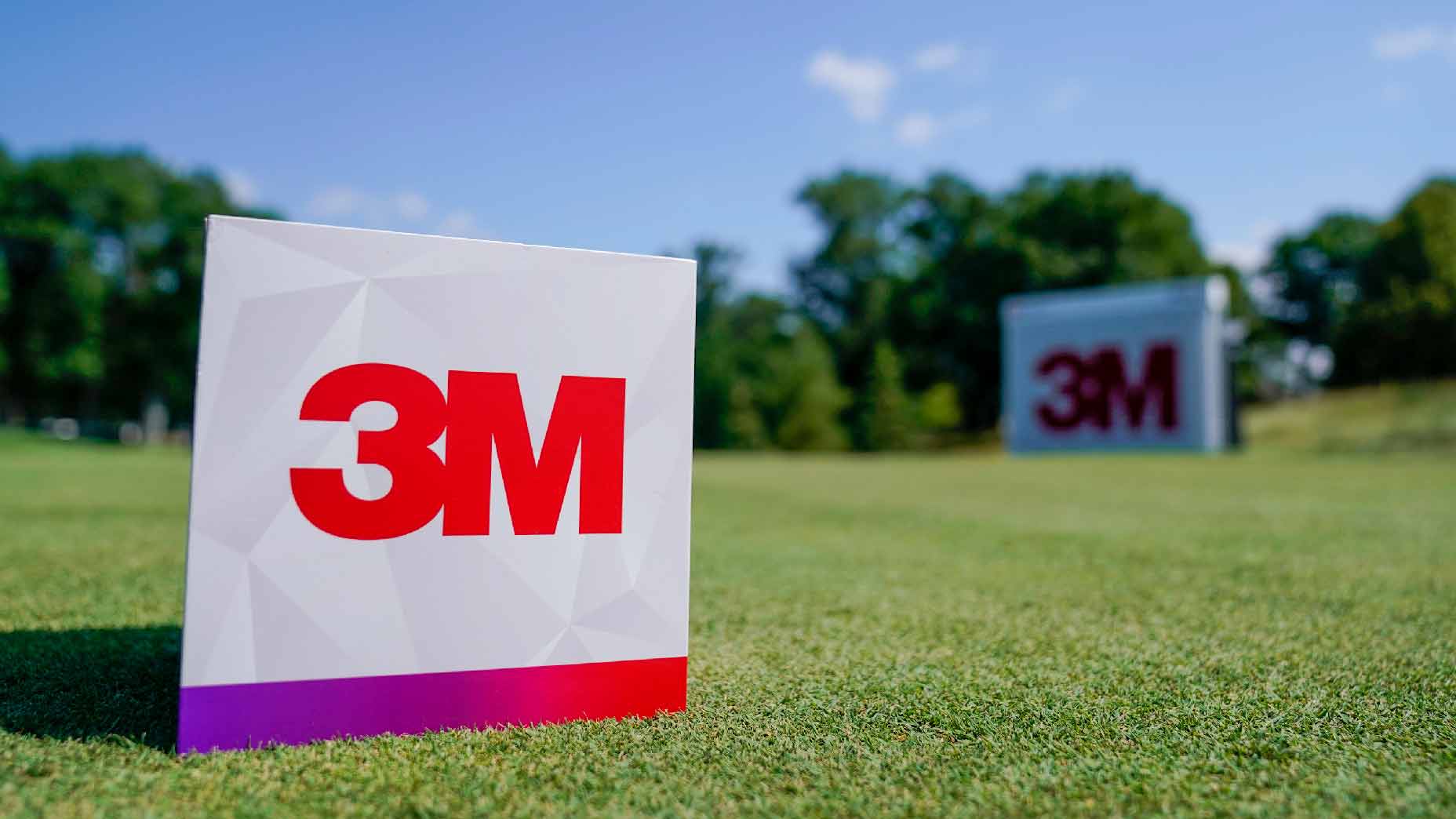 A 3M Open tee marker