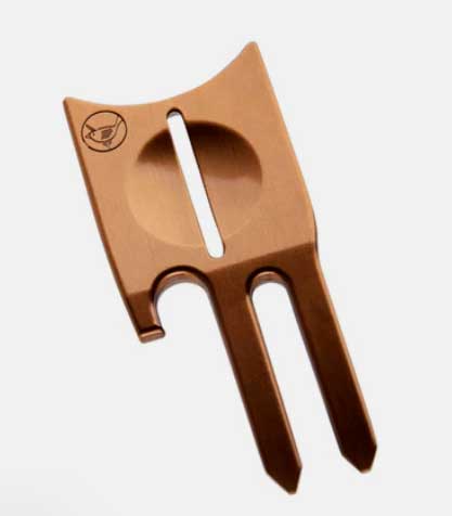 divot tool