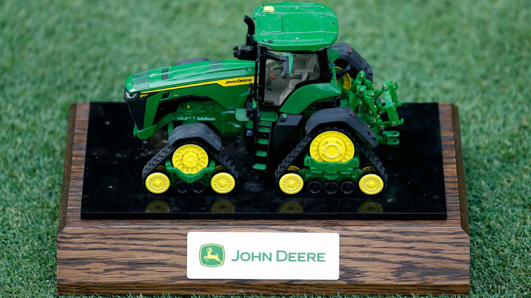 Tee marker at John Deere Classic golf tournament