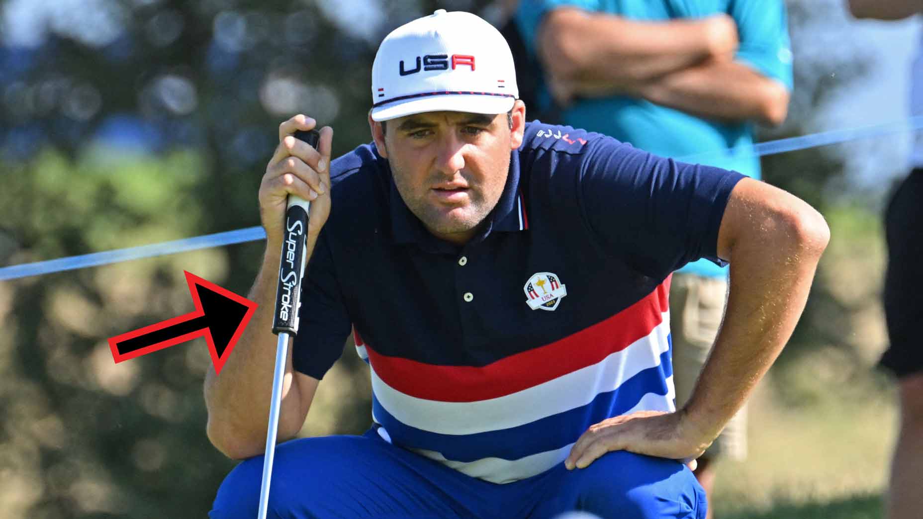 scottie scheffler reads putt