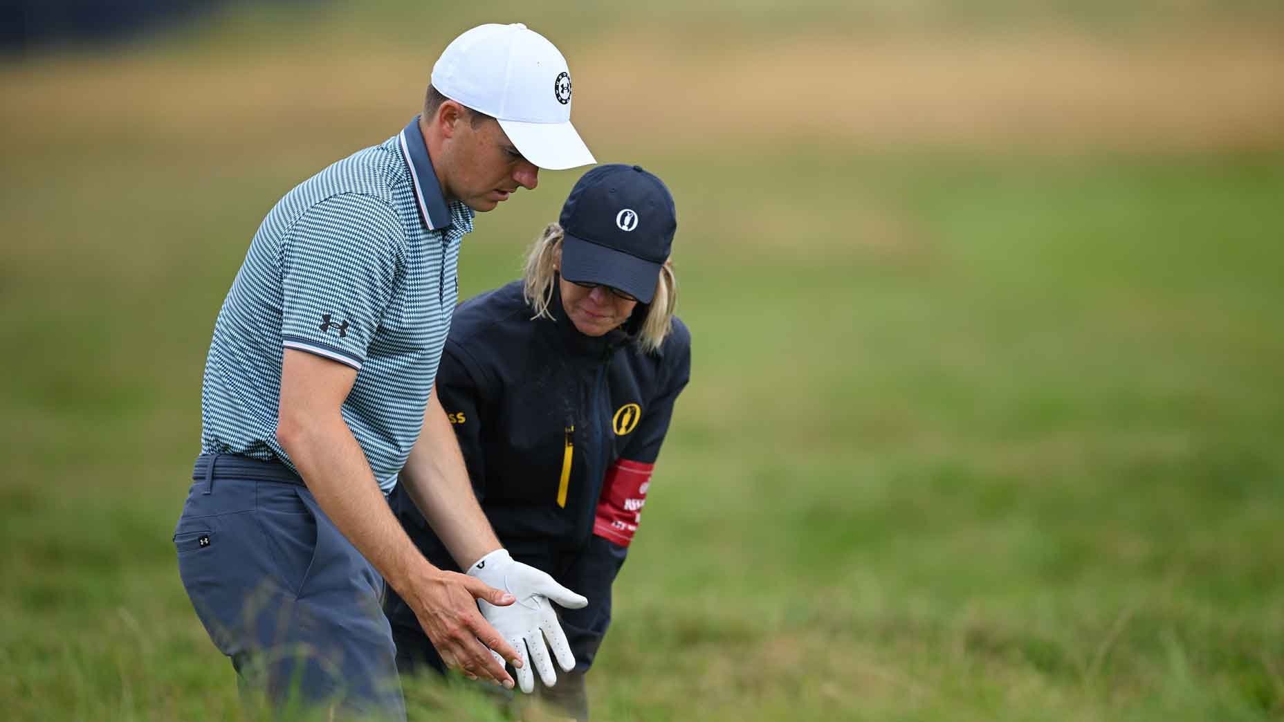 Jordan Spieth, rules official