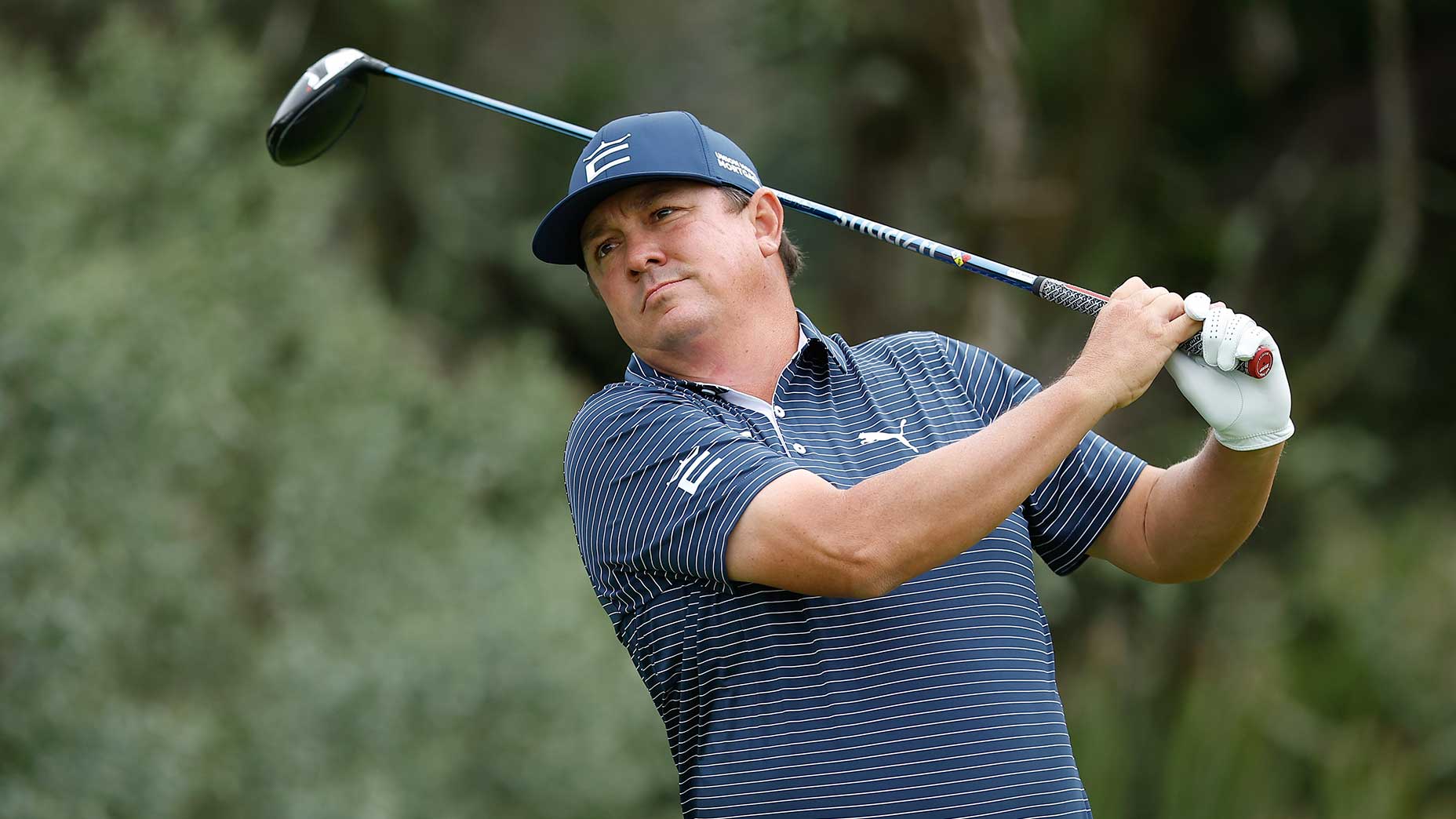 jason dufner hits a tee shot