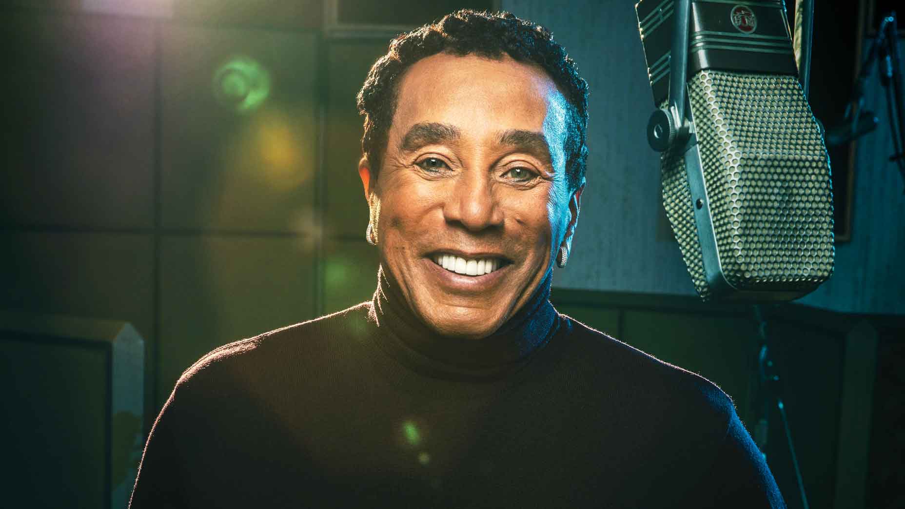 Smokey Robinson Q&A: The legendary soul man is still making hits on and off the course at age 83
