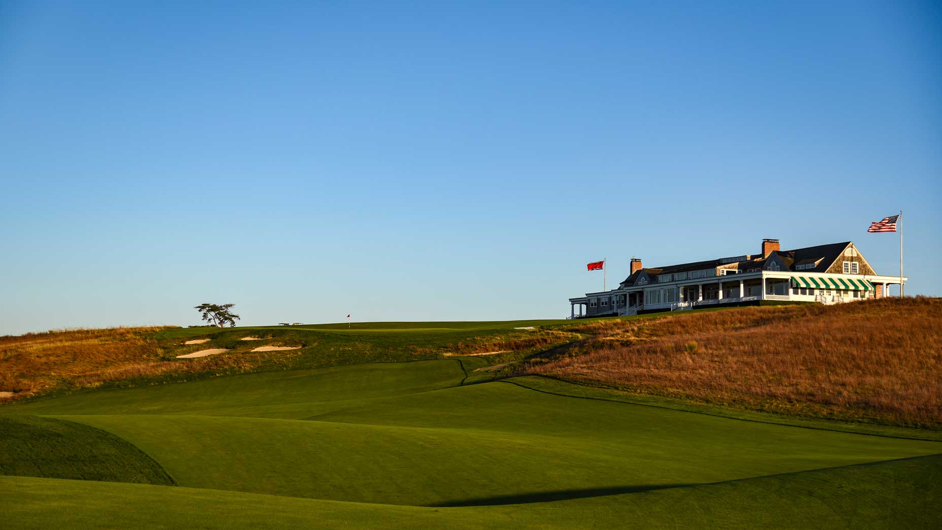 A course scenic view of Shinnecock Hills Golf Club.