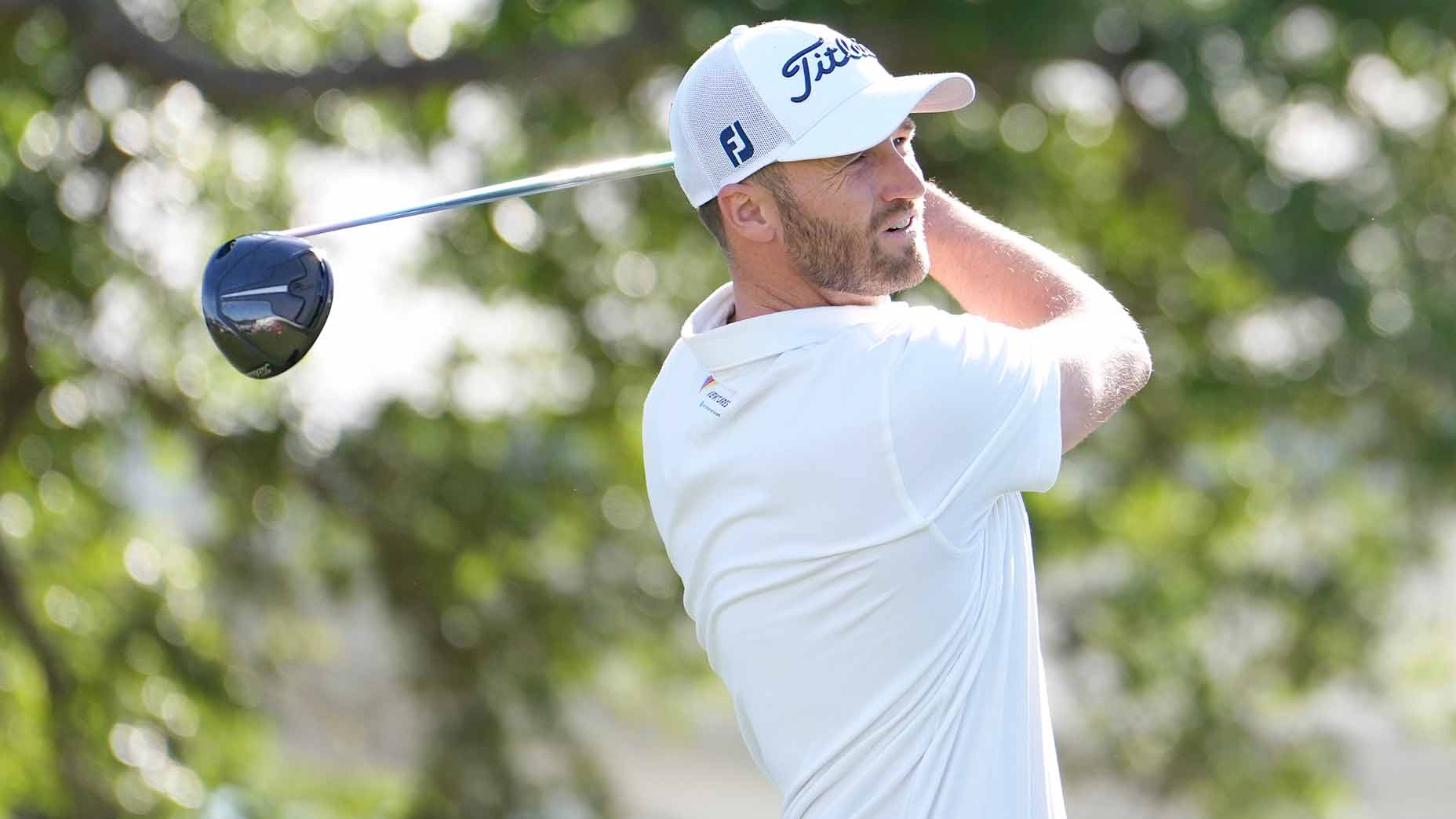 wyndham clarks watches a drive
