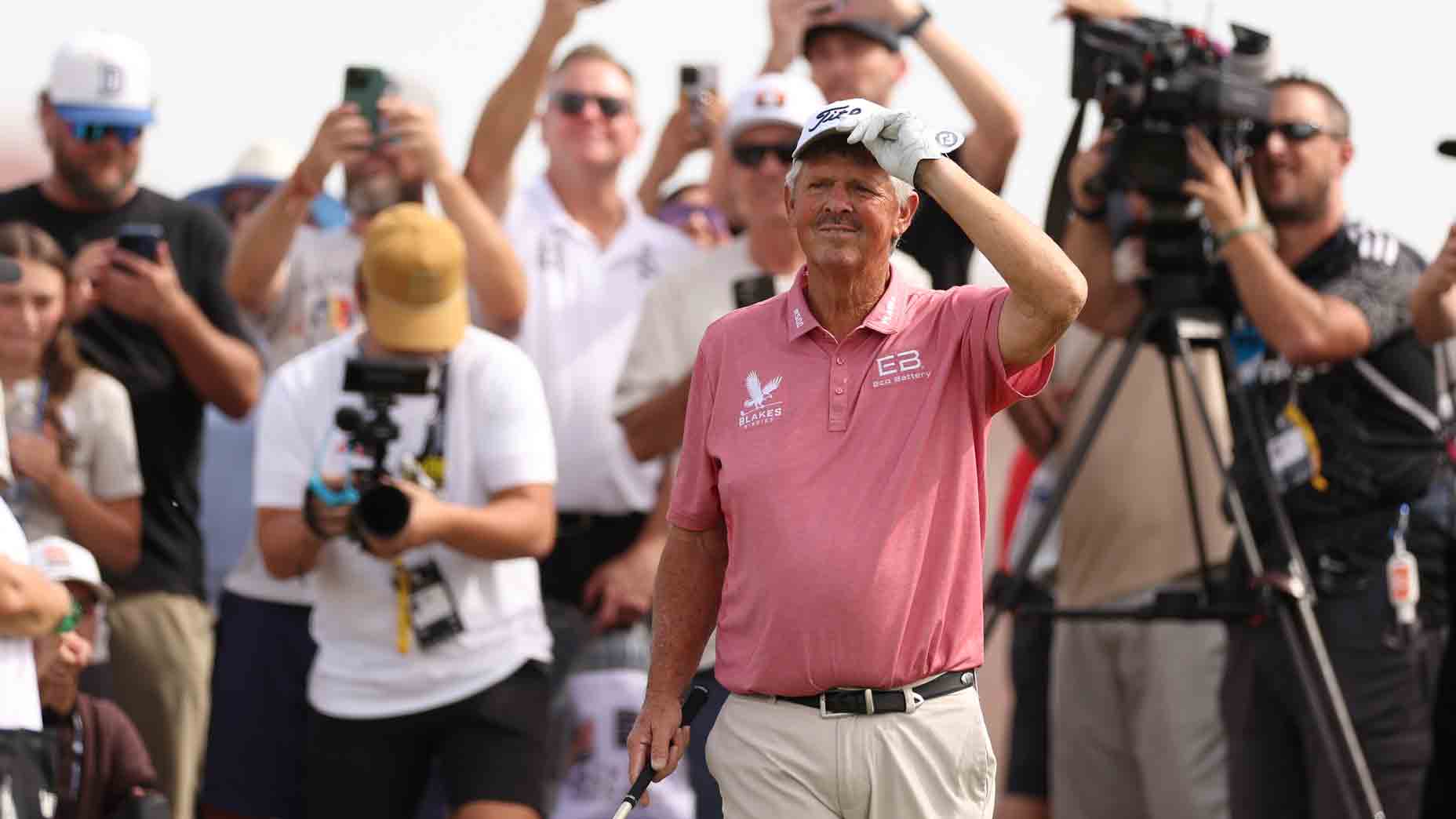Why is a 50-year-old putter being played on Tour? Pro's answer tears him up