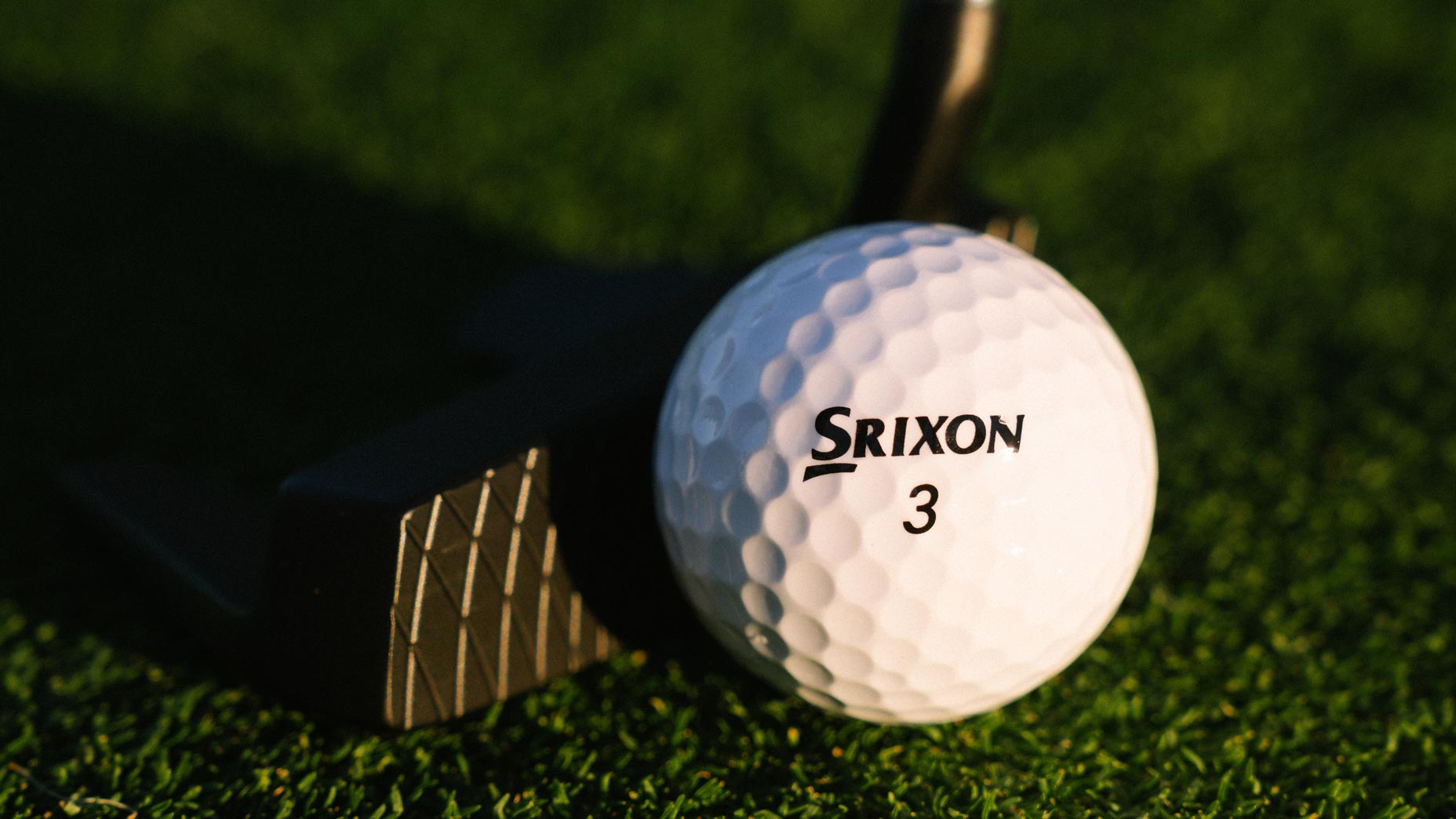 The new 2025 Srixon Z-STAR golf ball.
