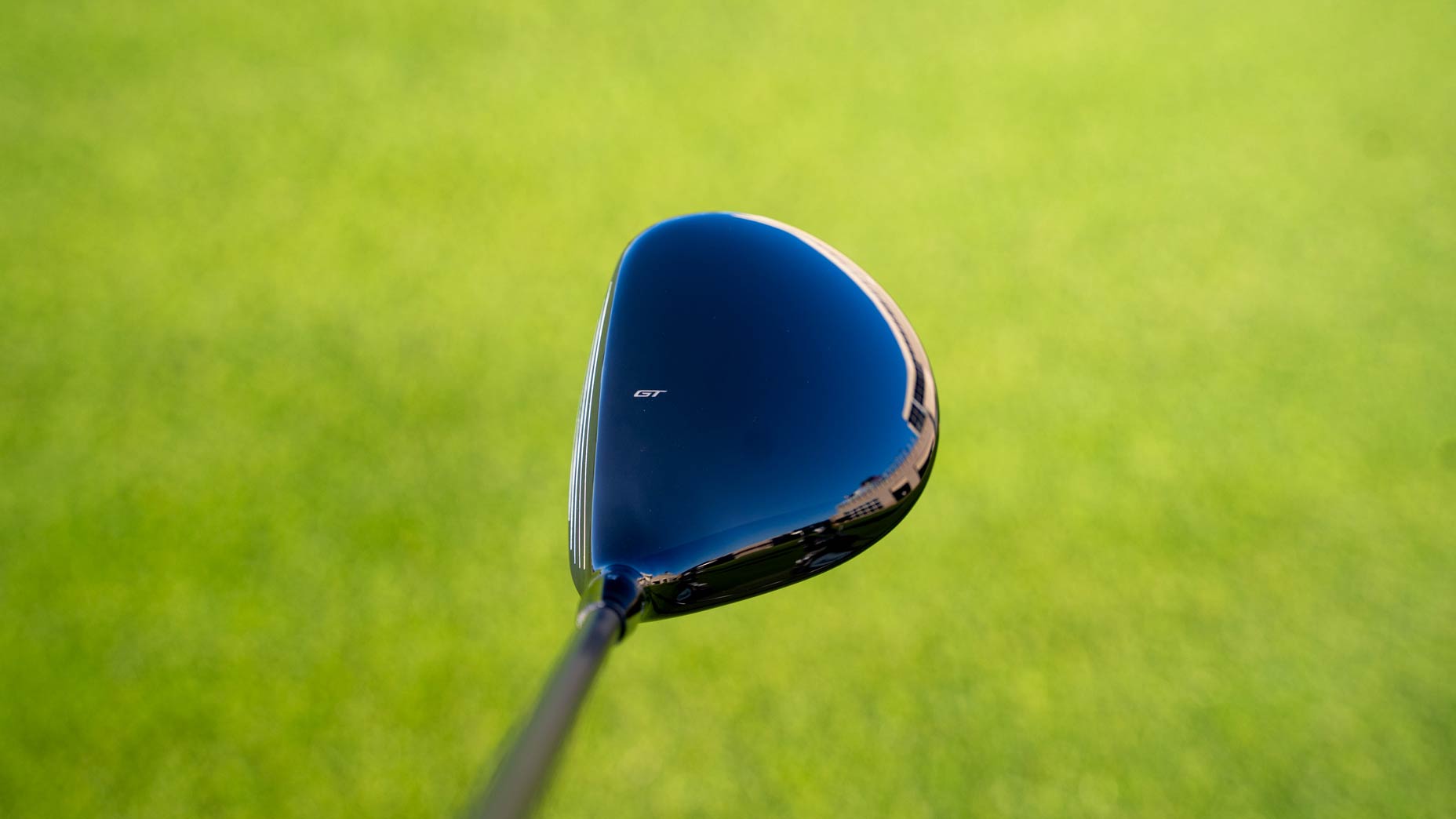 Titleist GT280 address.