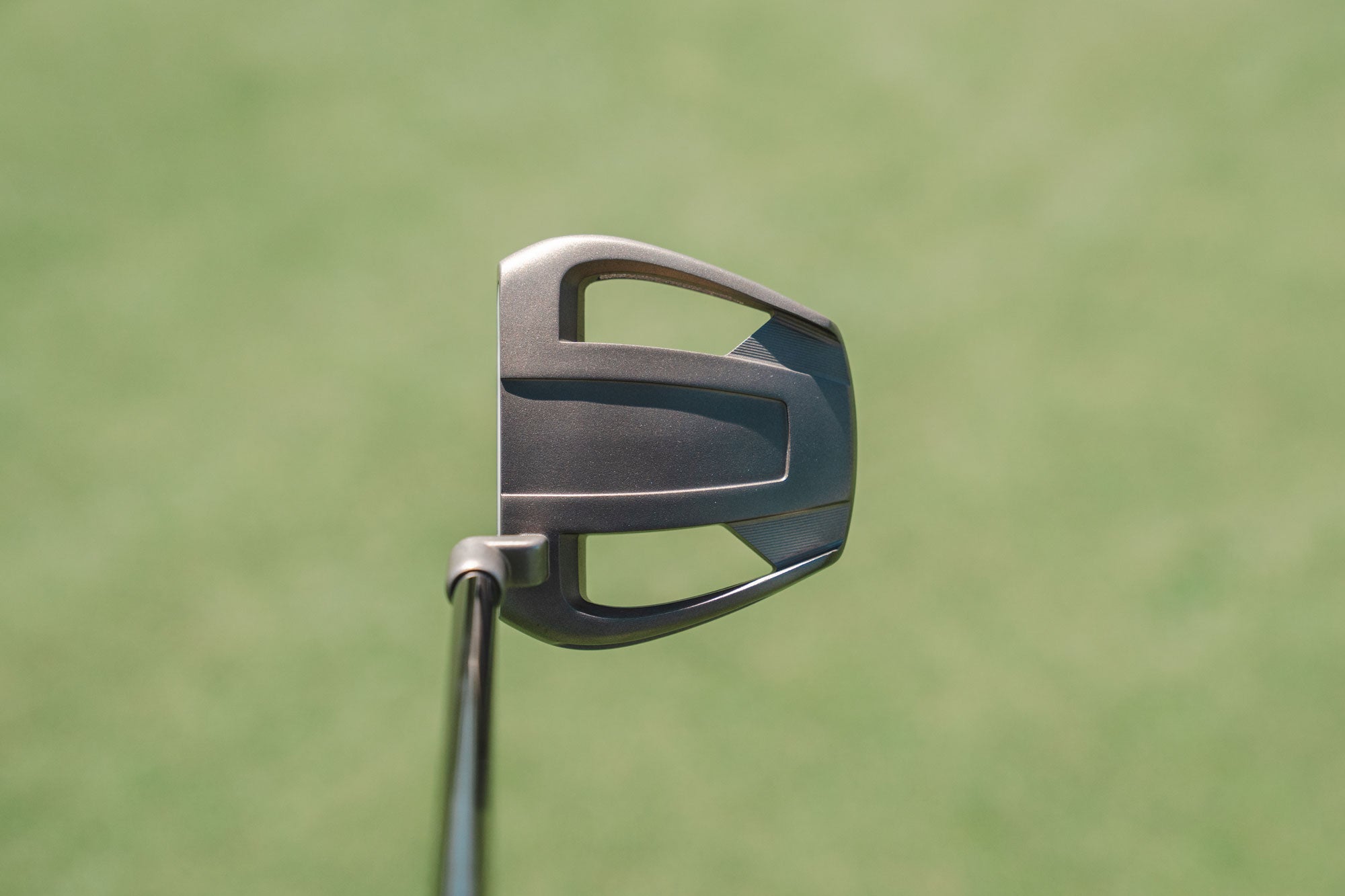 Gabbi Ruffels' Spider Tour V L-Neck putter