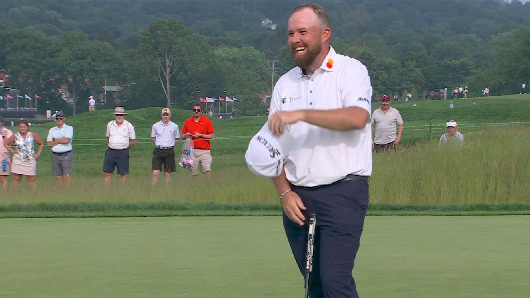 shane lowry breaks out in laughter on friday at the us open