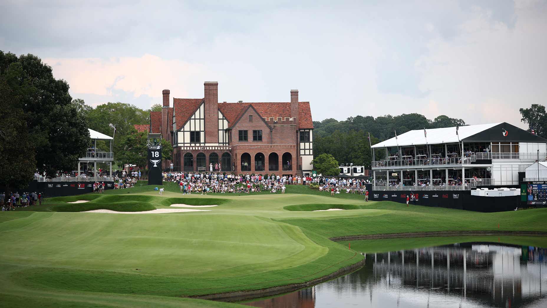 A general view of the 18th green during the first round of the TOUR Championship 2025 at East Lake Golf Club on August 21, 2025 in Atlanta, Georgia.