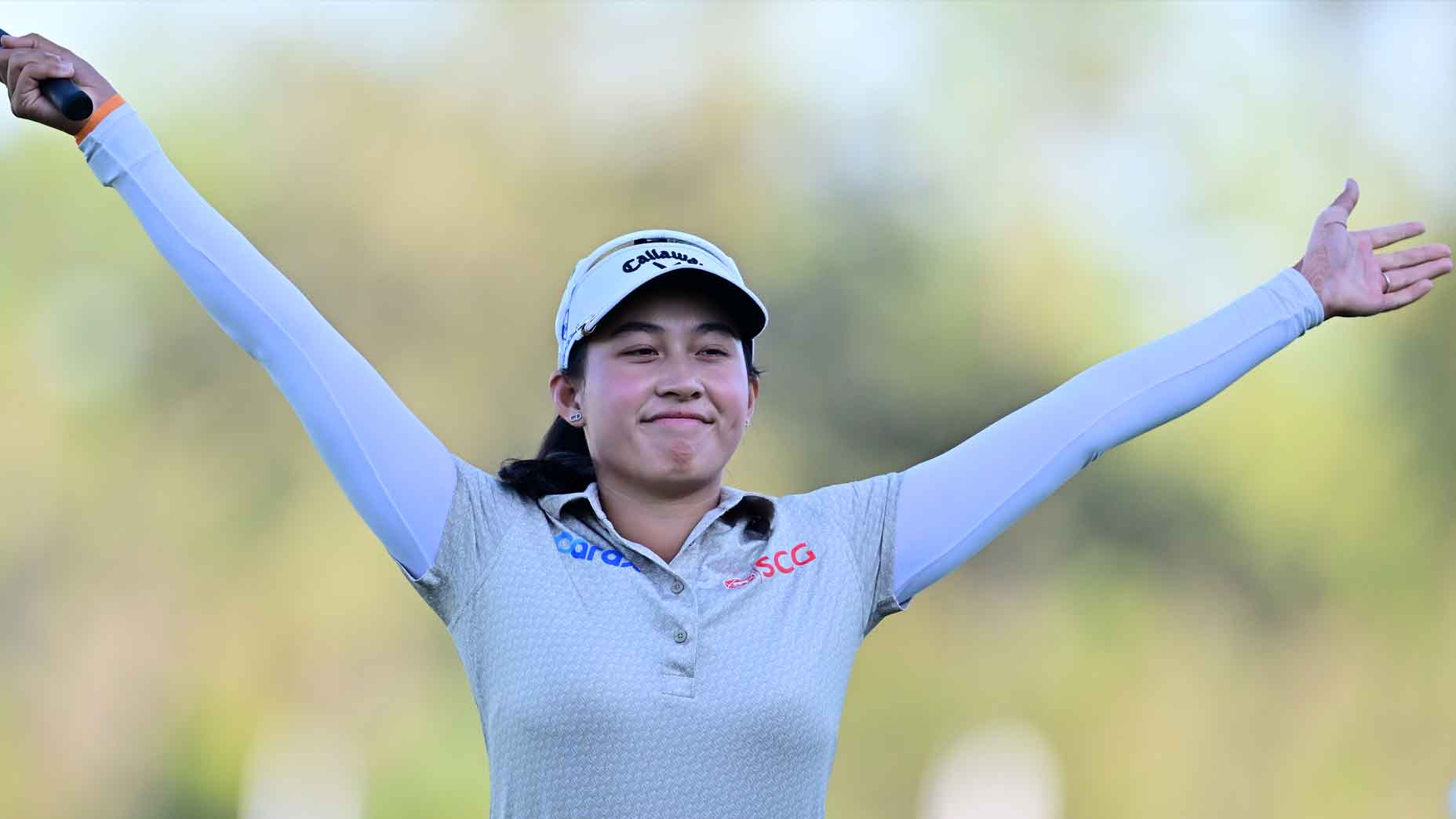 Jeeno Thitikul celebrates winning the CME Group Tour Championship