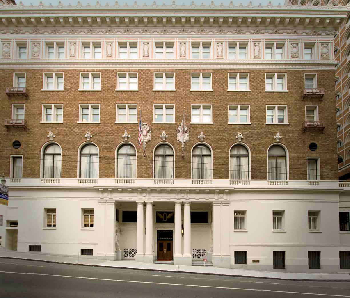 1. The masonry-style City Clubhouse dates back more than a century, to 1912, and sits next door to another private establish-ment, the (male-only) Bohemian Club, which caters to local and global leaders in the arts and business world.