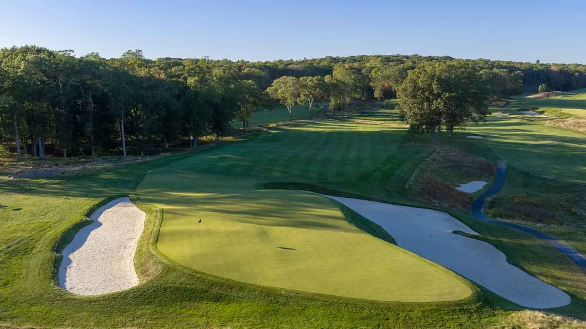 overhead shot of yale golf course