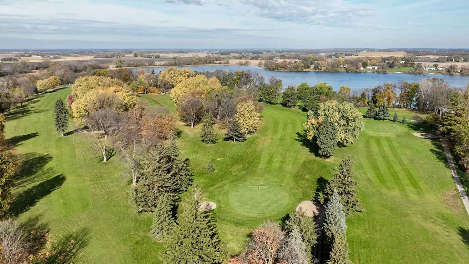 Who killed this 100-year-old golf course tree? A $2,000 reward for answers