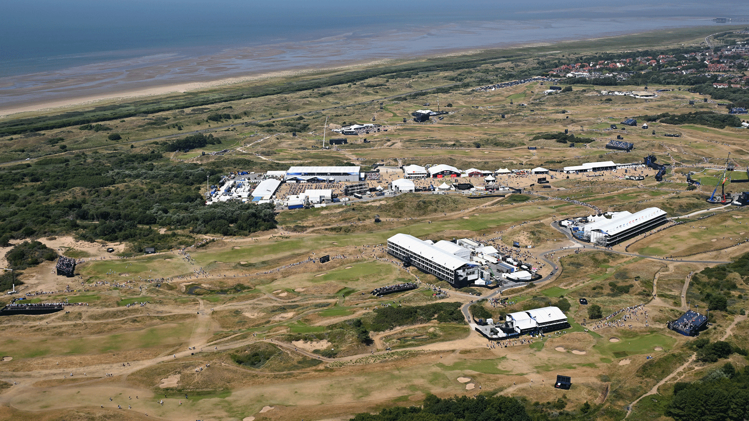 All that Royal Birkdale brown? Meet the guy (and dog) in charge of it  