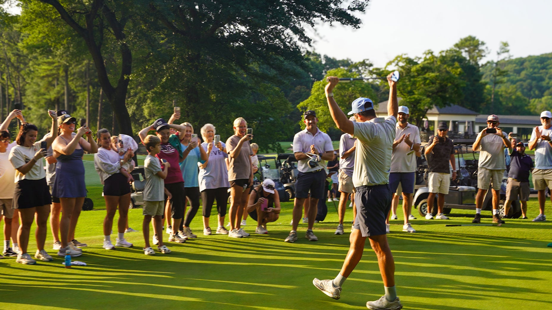 38 straight hours playing golf?? Georgia man sets new world record