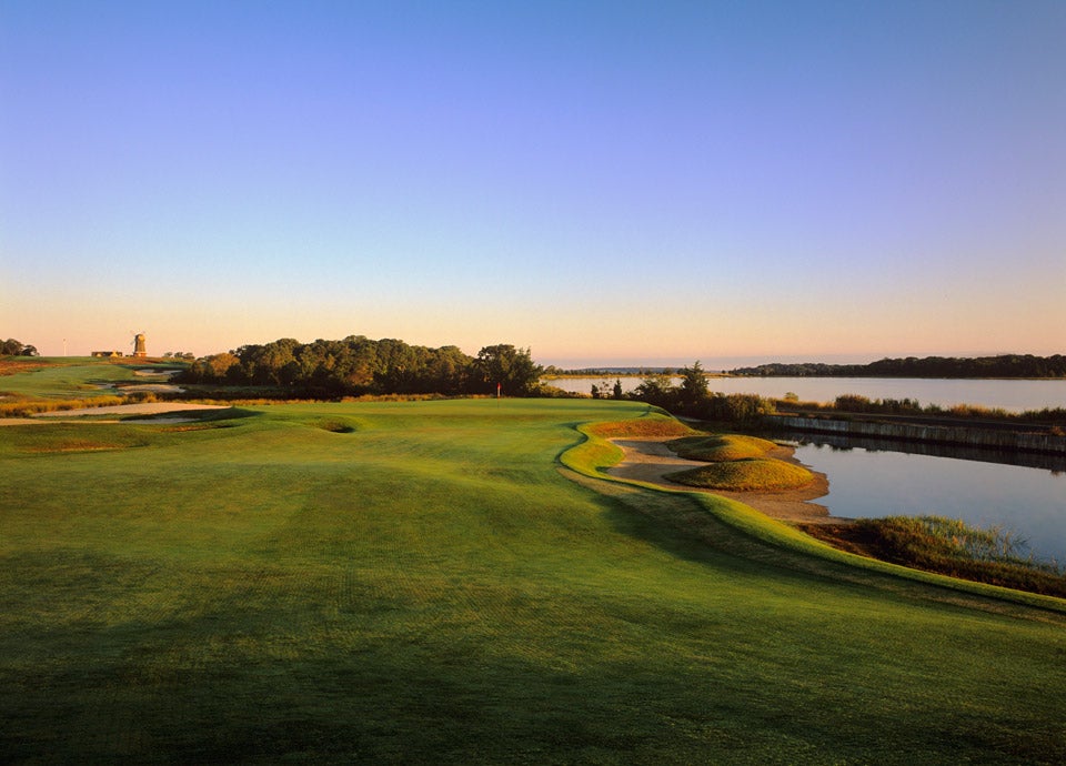 5. National Golf Links